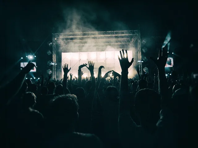 crowd, 4k wallpaper, concert, music festival, party, laptop wallpaper, people, beautiful wallpaper, cool backgrounds, people dancing, disco, 4k wallpaper 1920x1080, music, free background, mac wallpaper, windows wallpaper, club, nightlife, entertainment, wallpaper hd, event, dance club, celebration, full hd wallpaper, concert crowd, night, festival, dance party, hd wallpaper, free wallpaper, desktop backgrounds, wallpaper 4k, festival crowd, night club, nightclub, discotheque, rock concert, people celebrating, wallpaper. How to run AI marketing tools audience research that guides campaigns